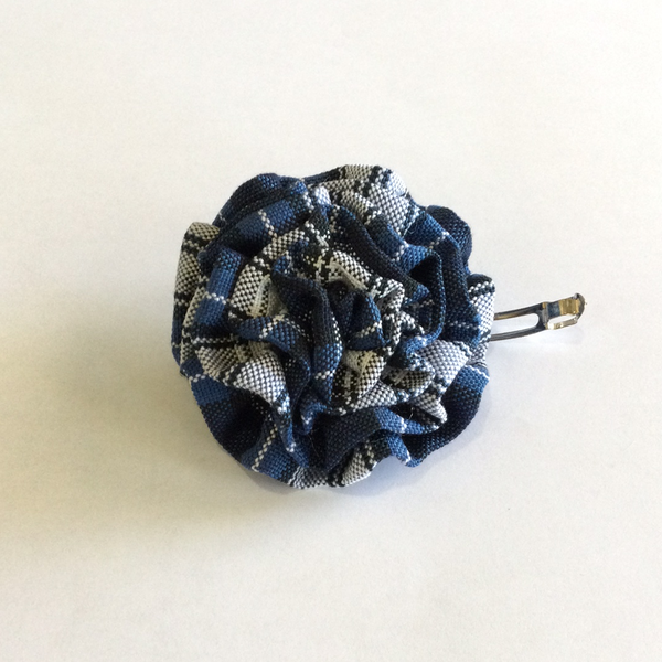 CCA Rosette Barrette